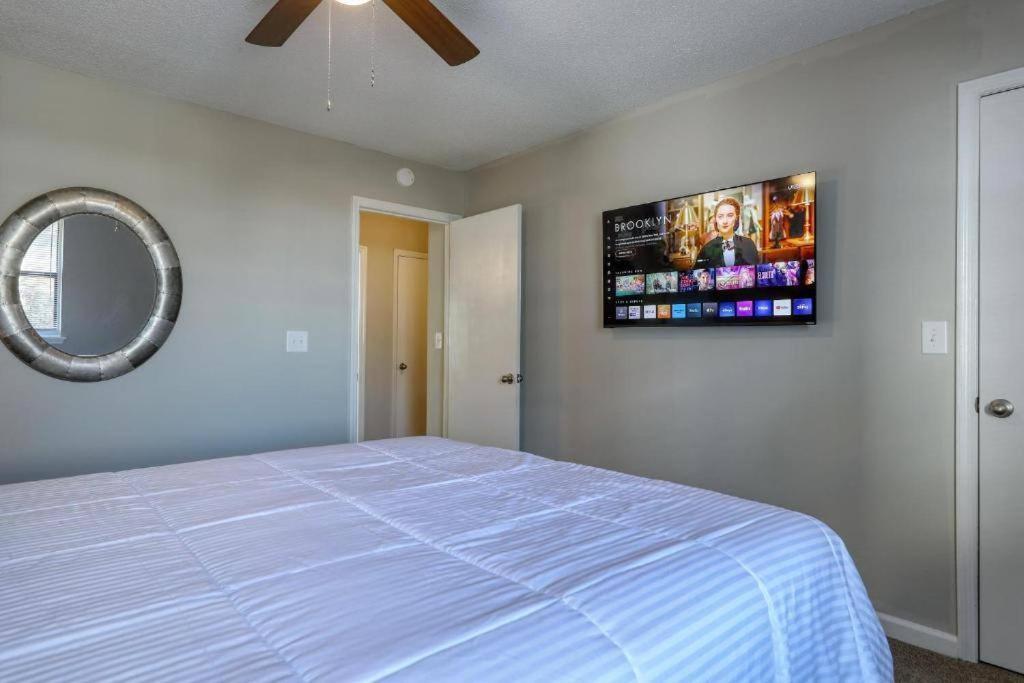 شقة Stylish Haven New Walk To The Ocean Smart Tvs Wifi شاطئ ميرتل المظهر الخارجي الصورة